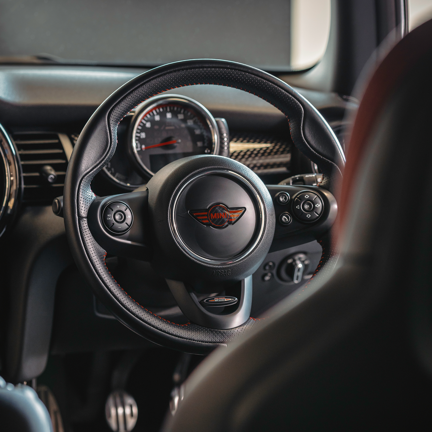 MINI Steering Wheel Badge – Carbon Red