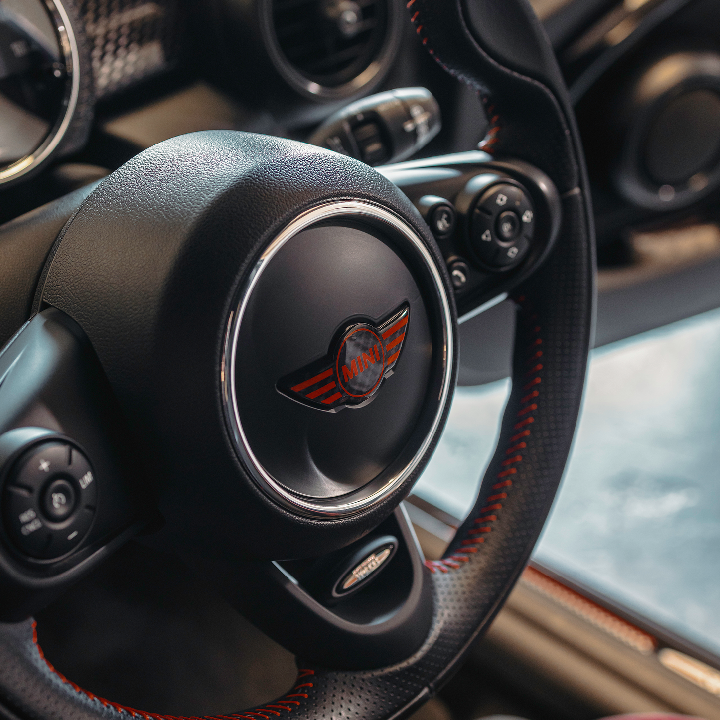 MINI Steering Wheel Badge – Carbon Red