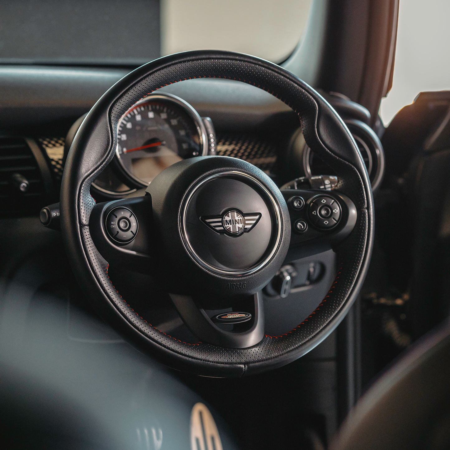 MINI Steering Wheel Badge – GB Grey Design