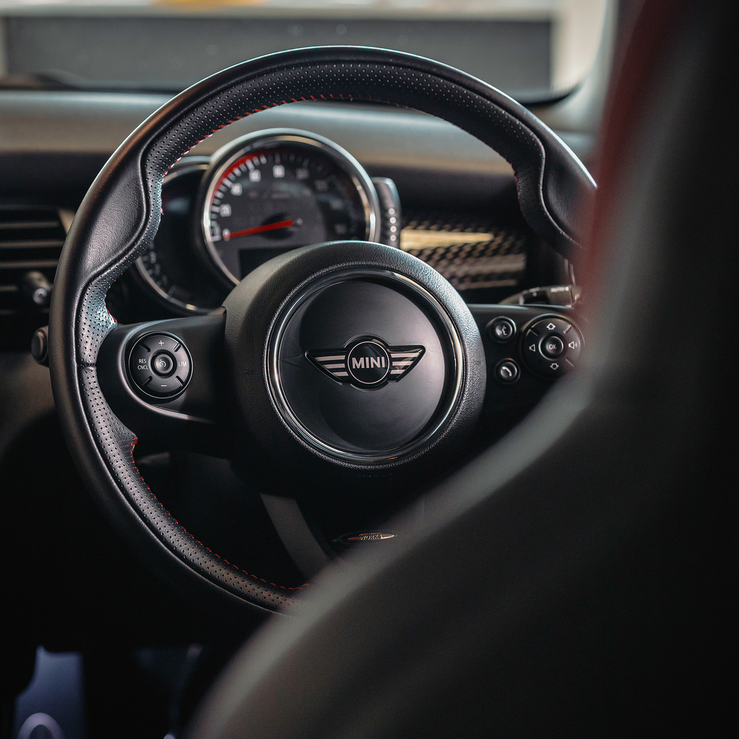 MINI Steering Wheel Badge – Grey